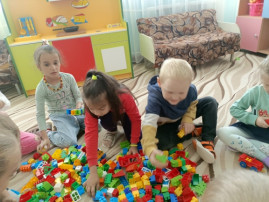 Занятие конструирование Занятие конструирование .